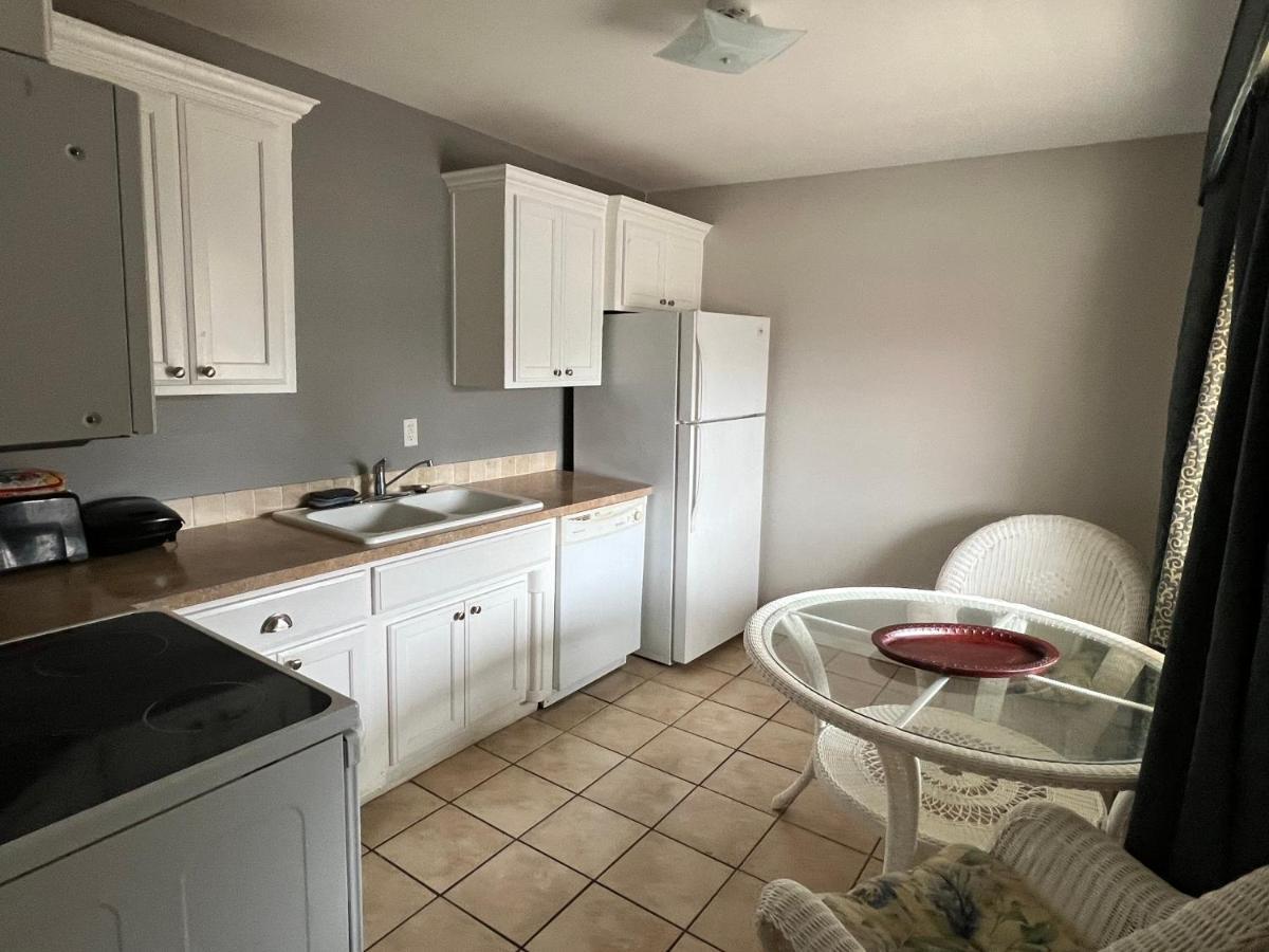 Ozark Inn & Suites Dış mekan fotoğraf