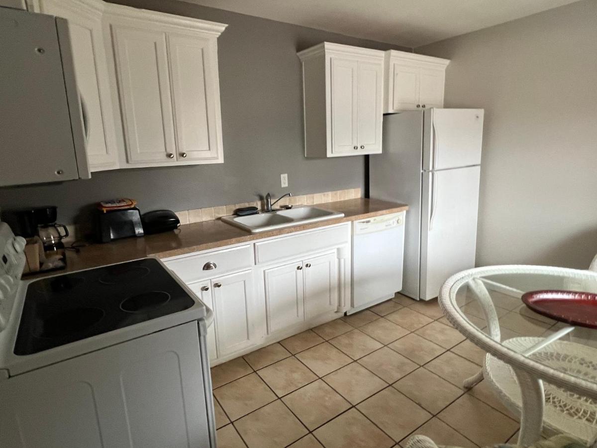 Ozark Inn & Suites Dış mekan fotoğraf