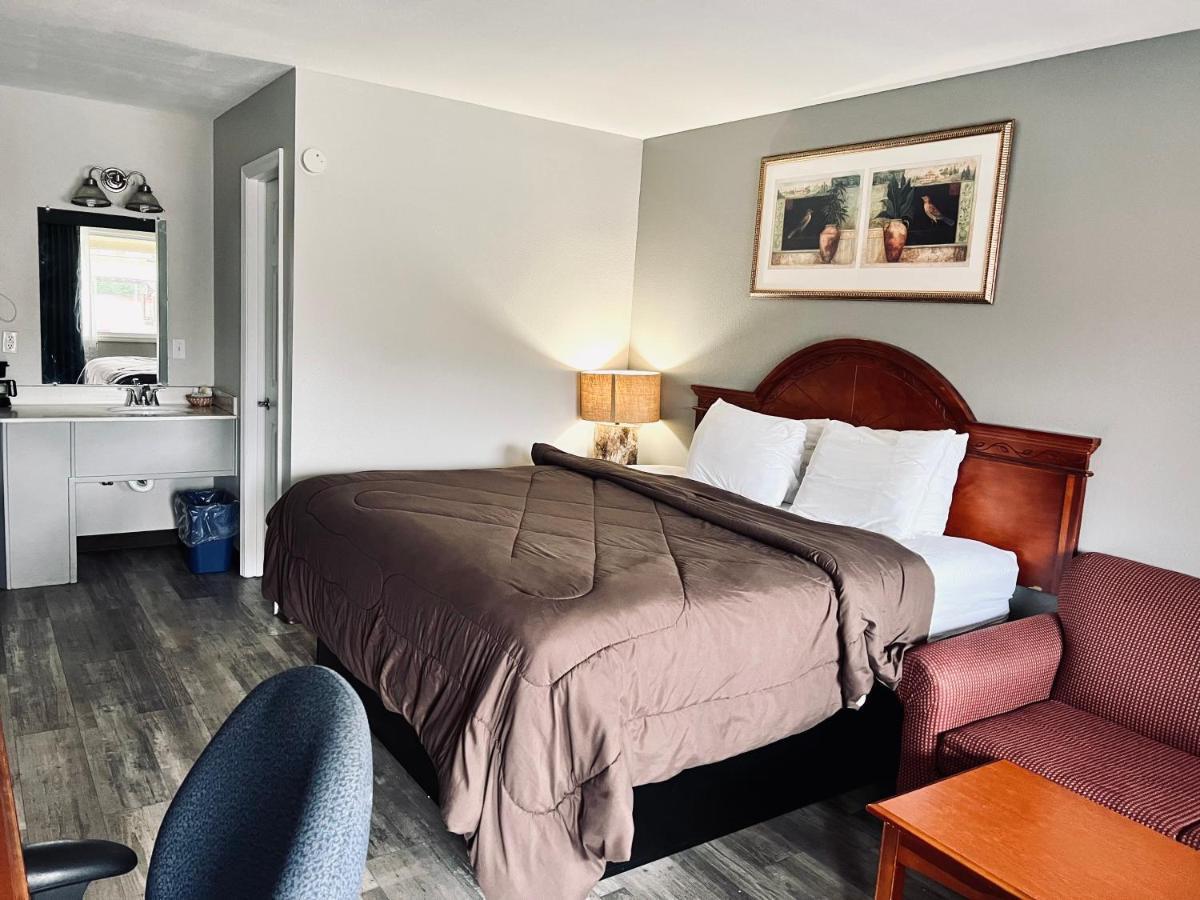 Ozark Inn & Suites Dış mekan fotoğraf