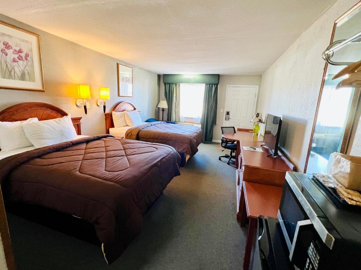 Ozark Inn & Suites Dış mekan fotoğraf