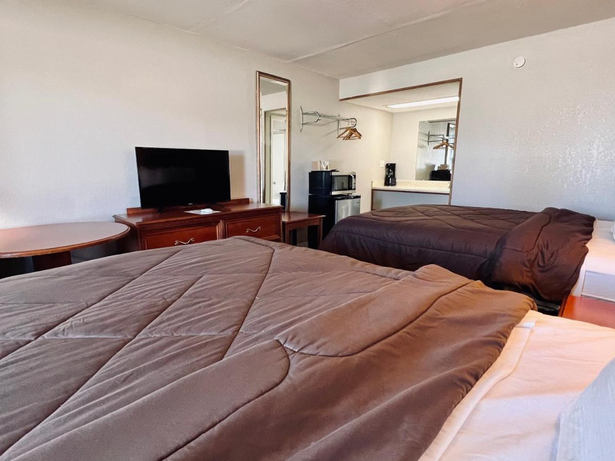 Ozark Inn & Suites Dış mekan fotoğraf
