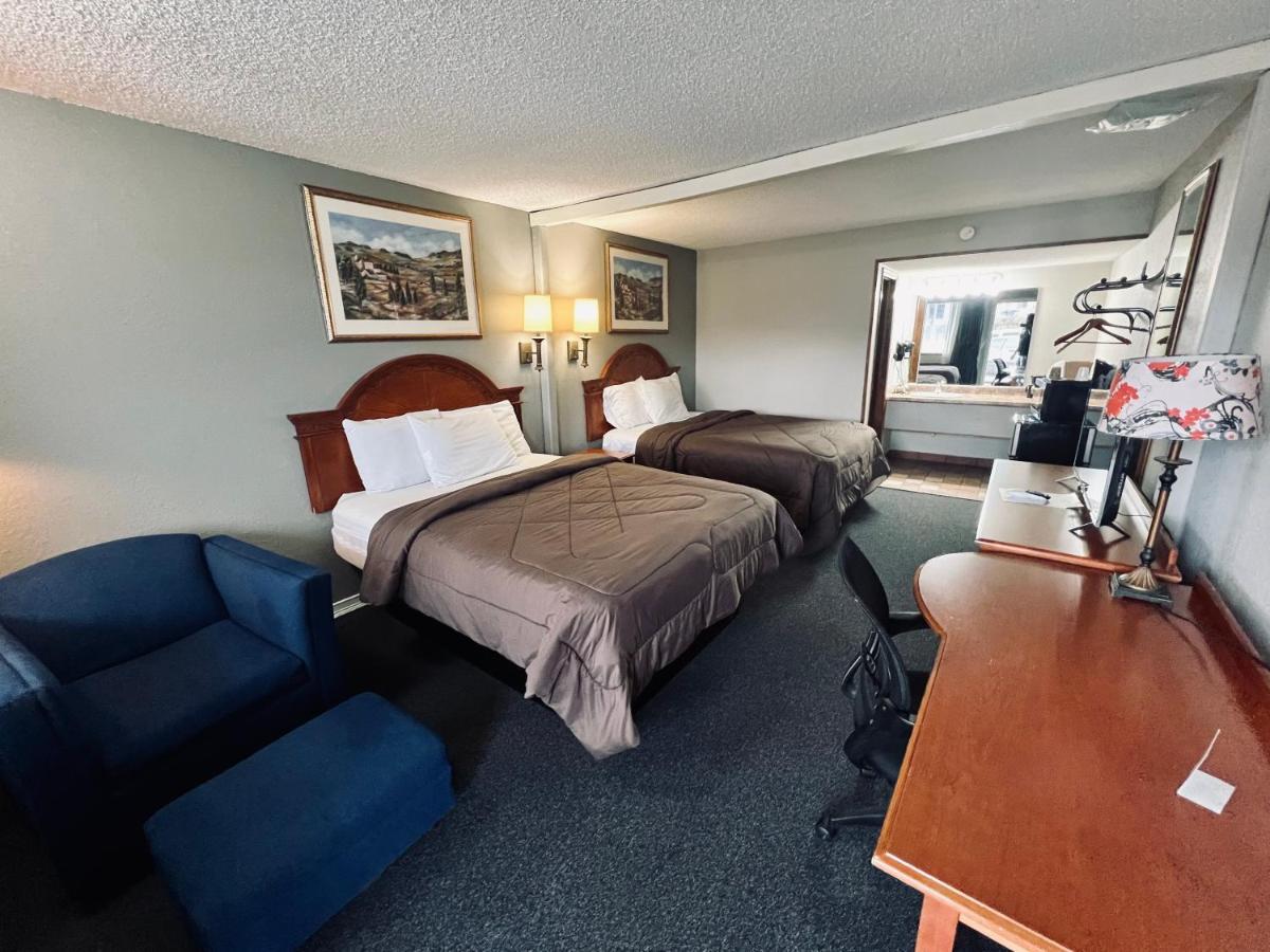 Ozark Inn & Suites Dış mekan fotoğraf