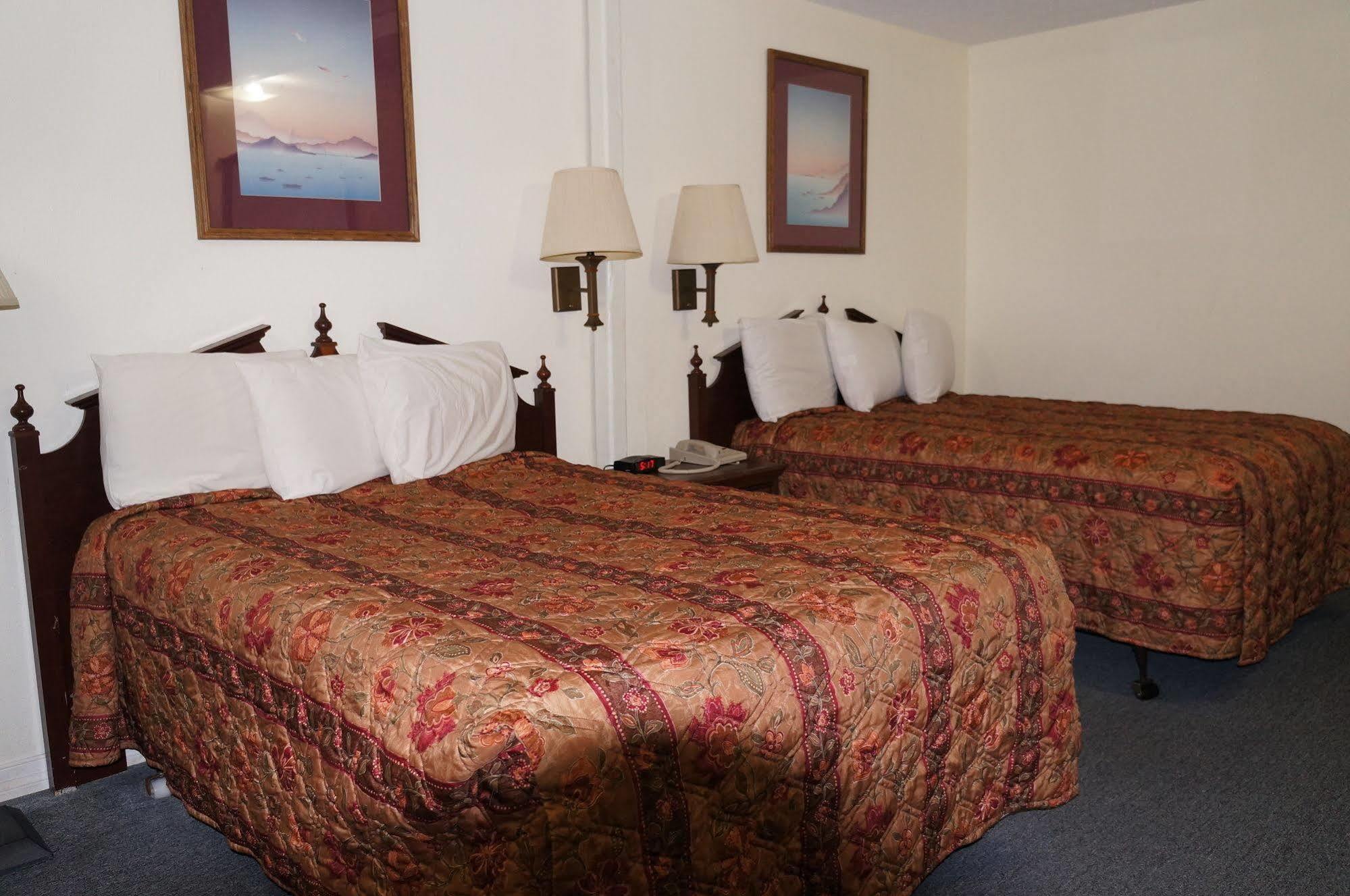Ozark Inn & Suites Dış mekan fotoğraf
