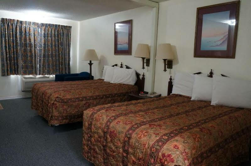 Ozark Inn & Suites Dış mekan fotoğraf